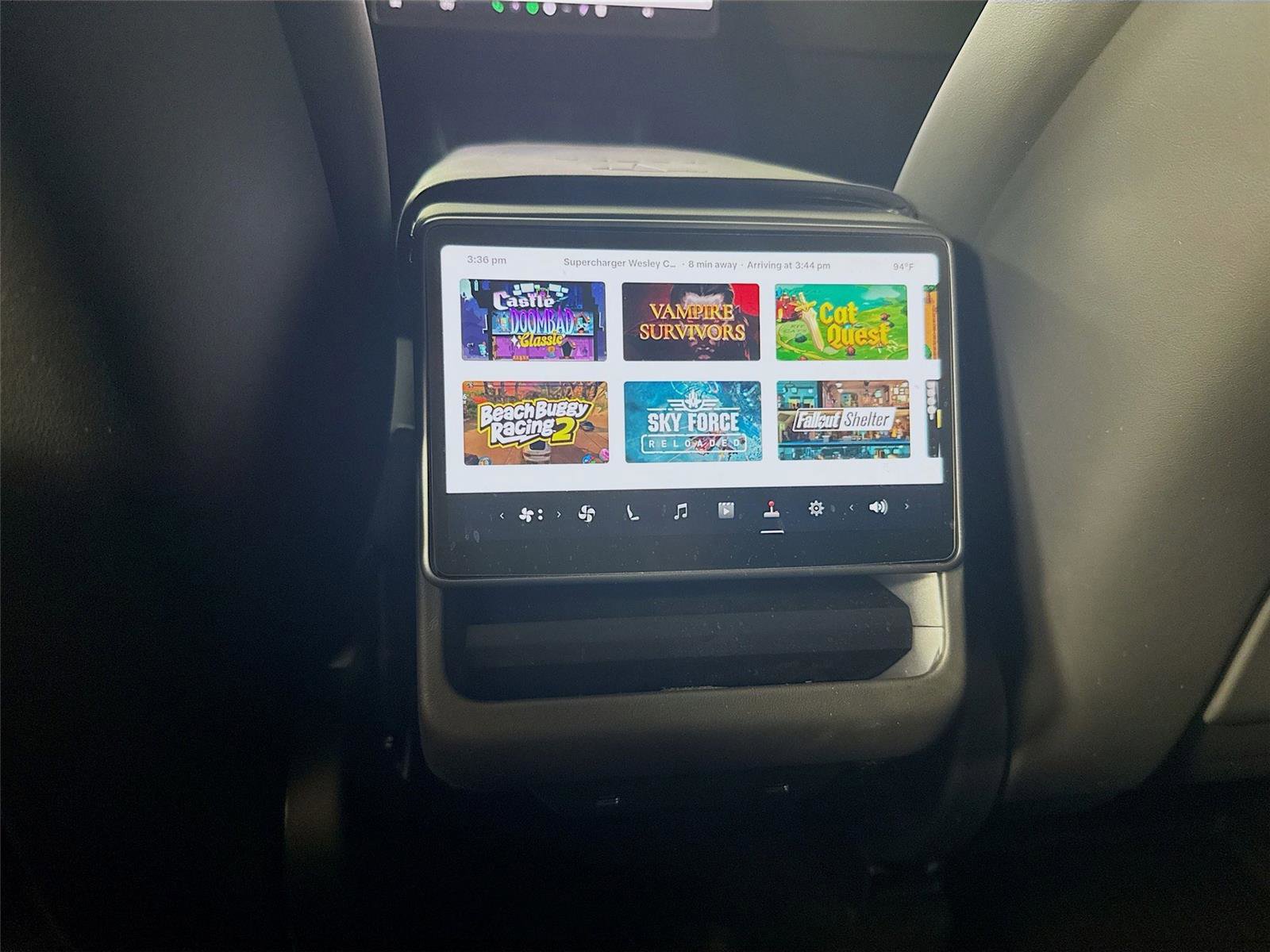 Used 2026 Tesla Model Y 2WD image 3