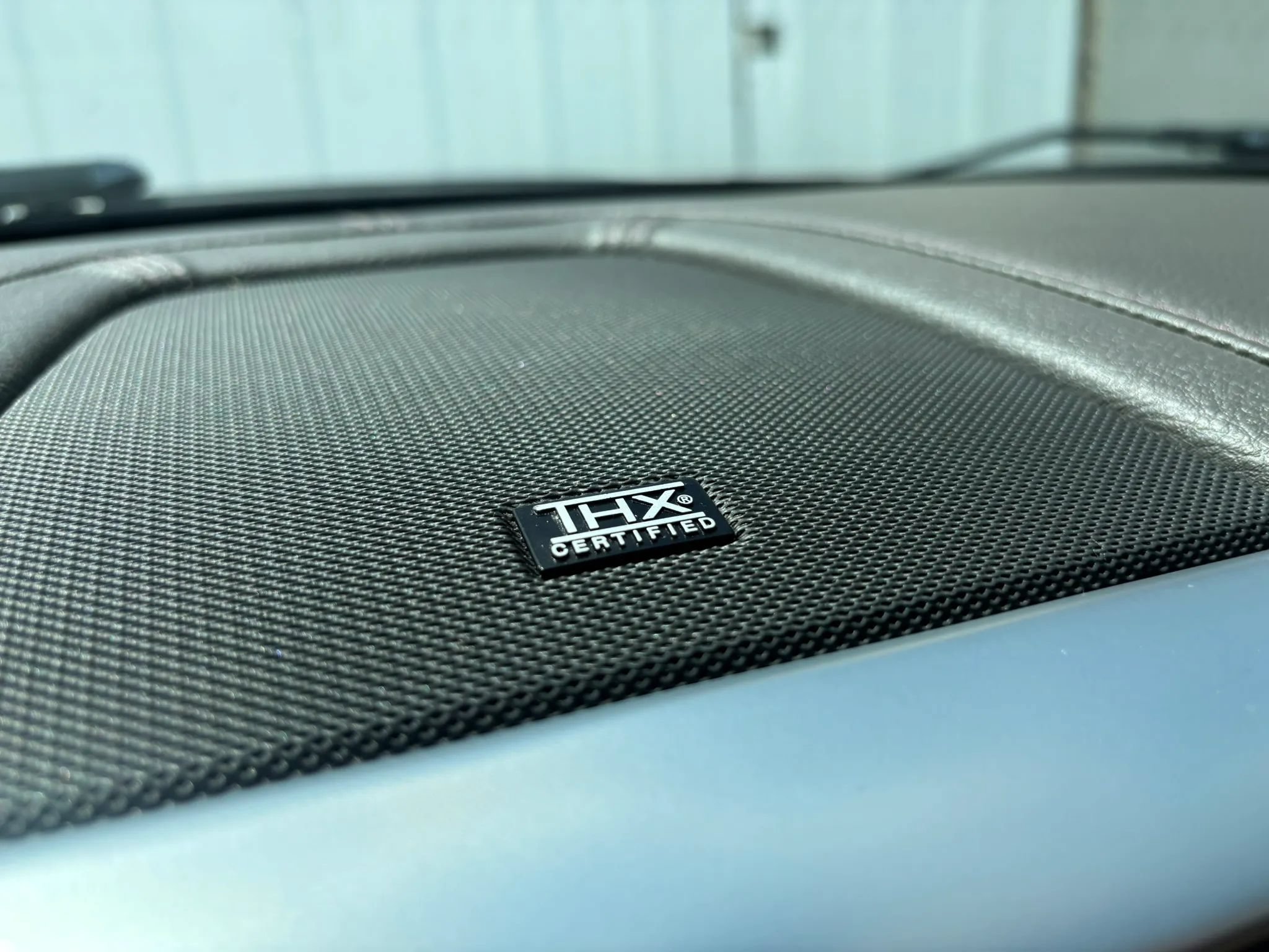 Used 2011 Lincoln MKS FWD image 33