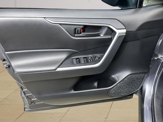 Certified 2024 Toyota RAV4 LE AWD/4WD image 19