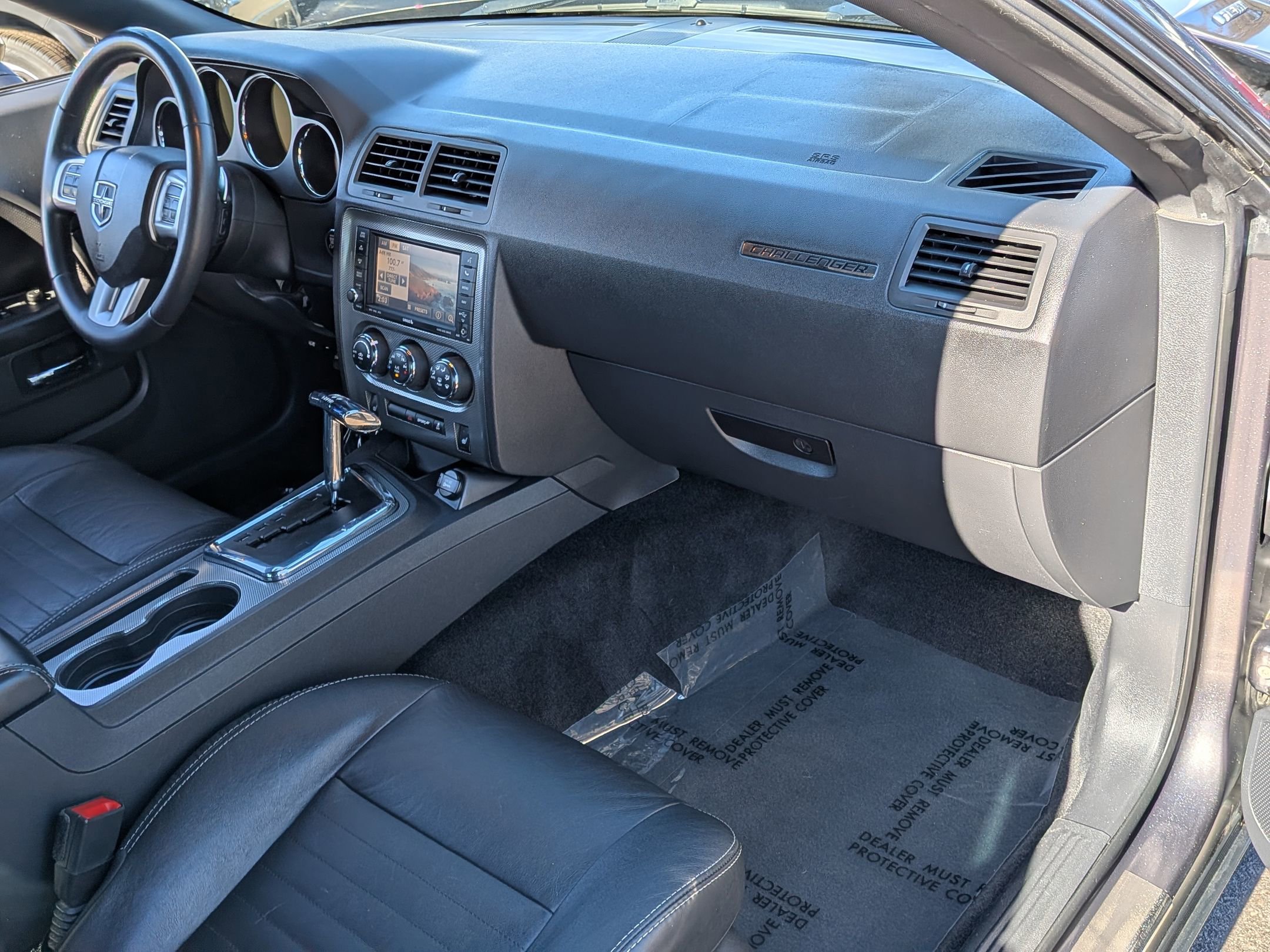 Used 2013 Dodge Challenger R/T image 29