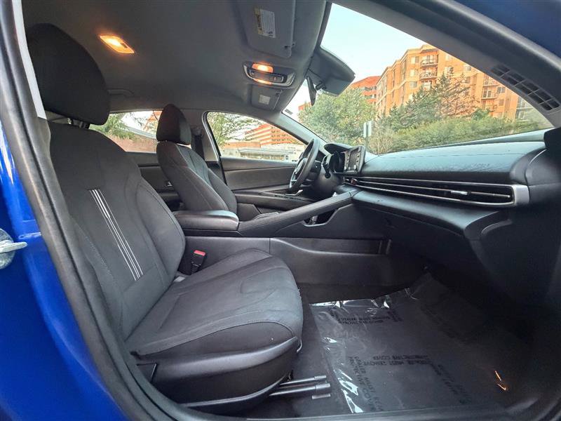 Used 2023 Hyundai Elantra SEL FWD image 20