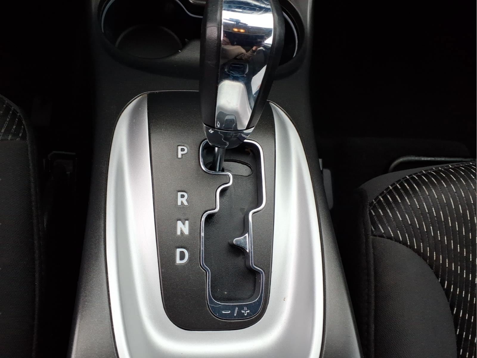 Used 2018 Dodge Journey SE w/ Blacktop Package FWD image 14