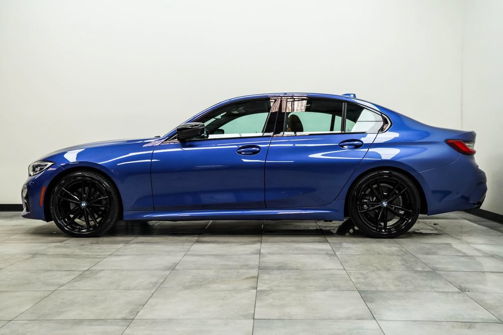 Used 2021 BMW 330i Sedan w/ M Sport Package RWD image 8