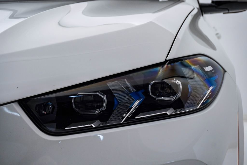 Used 2024 BMW X5 xDrive40i w/ M Sport Package image 7