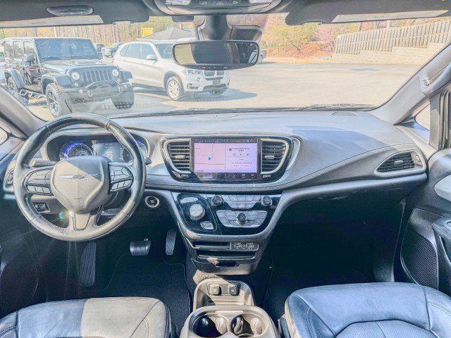Used 2021 Chrysler Pacifica Touring-L w/ Premium & Safety Sphere Group FWD image 8