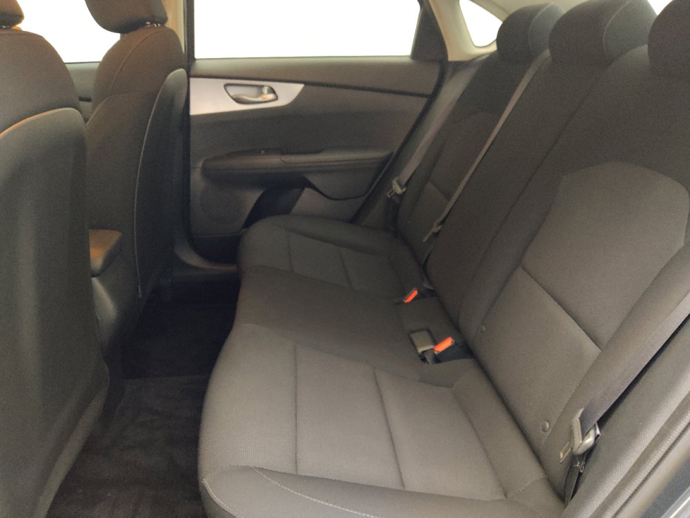 Used 2022 Kia Forte LXS w/ LXS Technology Package FWD image 18