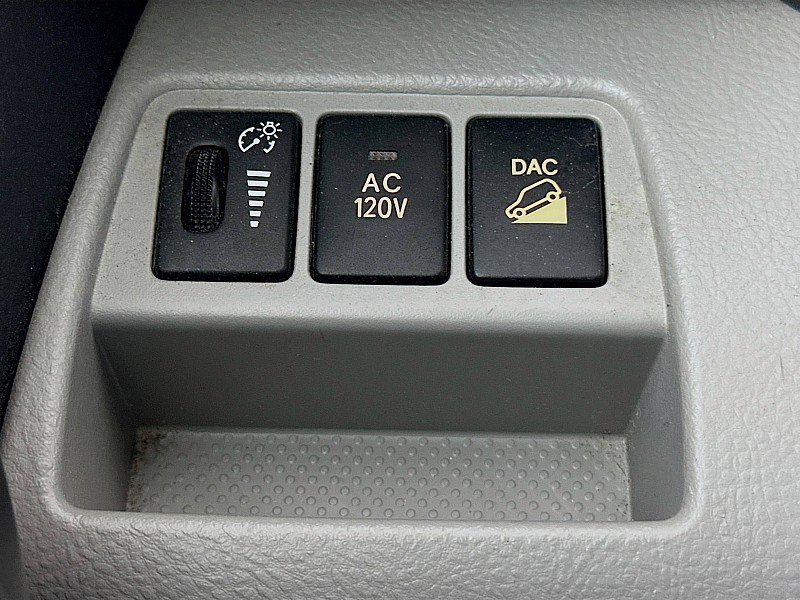 Used 2009 Toyota RAV4 Limited image 10