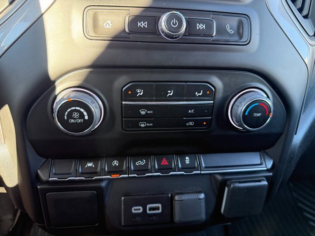Used 2023 Chevrolet Silverado 1500 Custom image 18