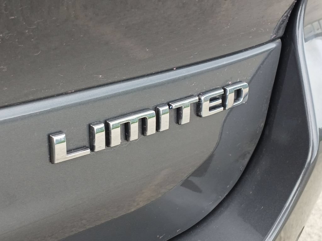 Used 2021 Jeep Grand Cherokee L Limited AWD/4WD image 32