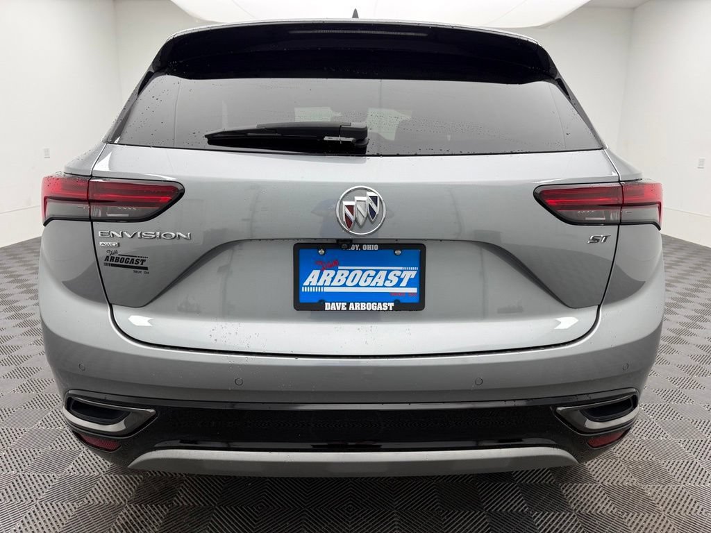 Used 2023 Buick Envision Essence w/ Sport Touring Package AWD/4WD image 11
