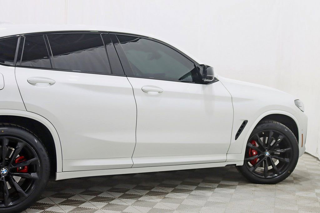 Used 2024 BMW X4 M40i w/ Premium Package image 10