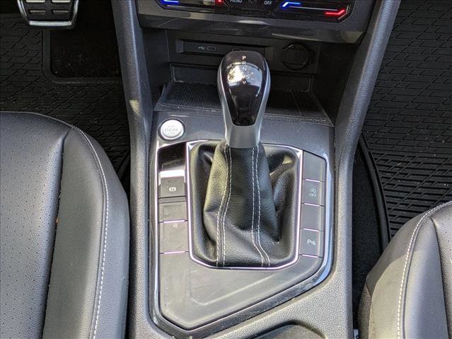Used 2023 Volkswagen Tiguan SE R-Line image 13