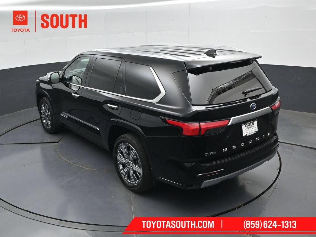 Used 2024 Toyota Sequoia Capstone AWD/4WD image 60