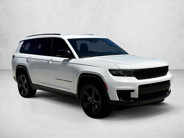 Used 2022 Jeep Grand Cherokee L Laredo RWD image 10