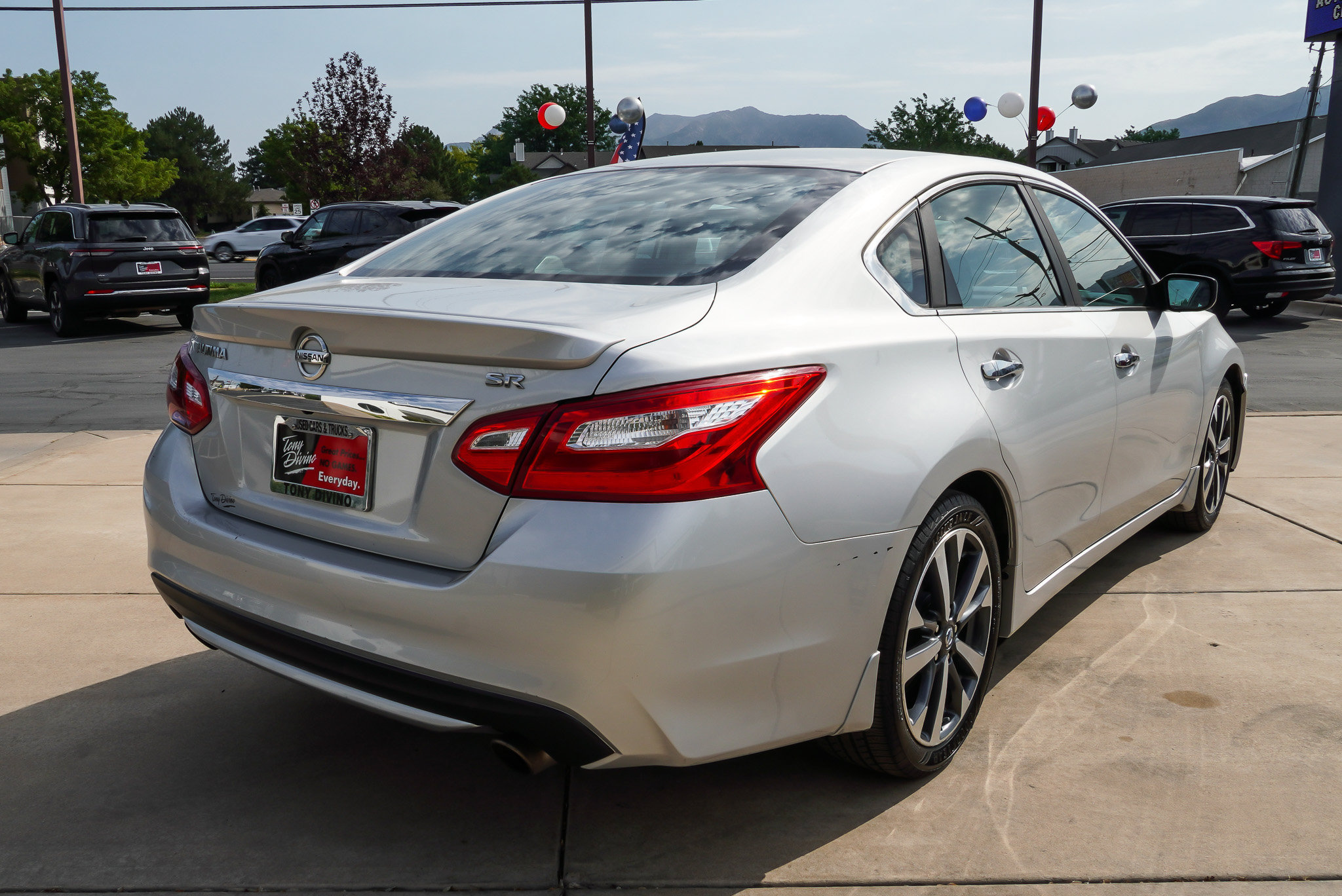 Used 2016 Nissan Altima 2.5 SR FWD image 8