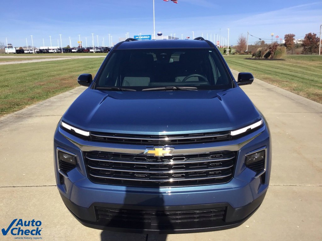 Used 2024 Chevrolet Traverse LT image 13