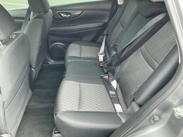 Used 2017 Nissan Rogue S FWD image 10