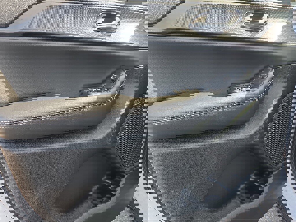 New 2026 Jeep Grand Cherokee Laredo X image 28