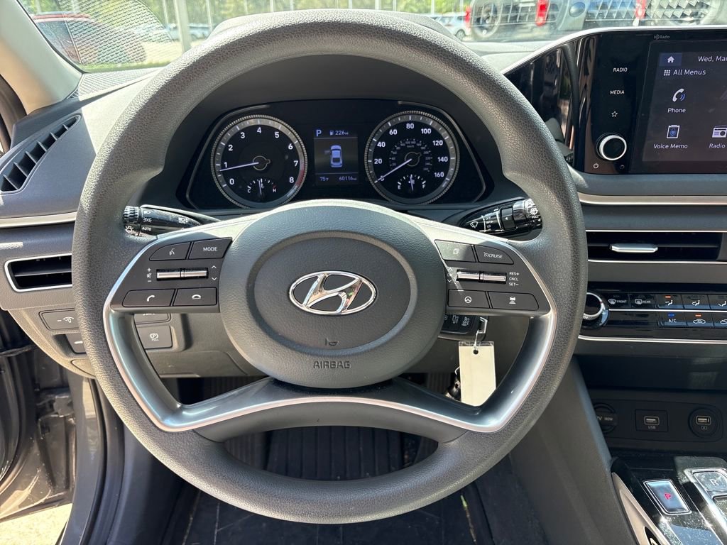 Used 2023 Hyundai Sonata SE w/ Cargo Package image 17