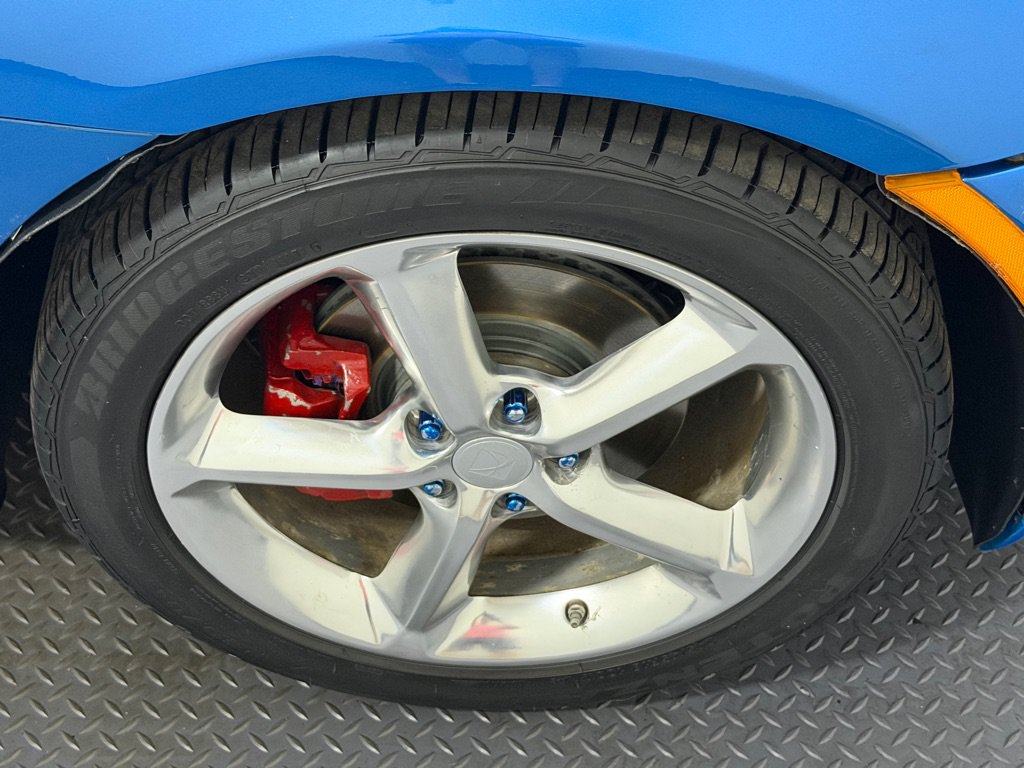 Used 2009 Saturn Sky Red Line w/ Weekend Getaway Package RWD image 17