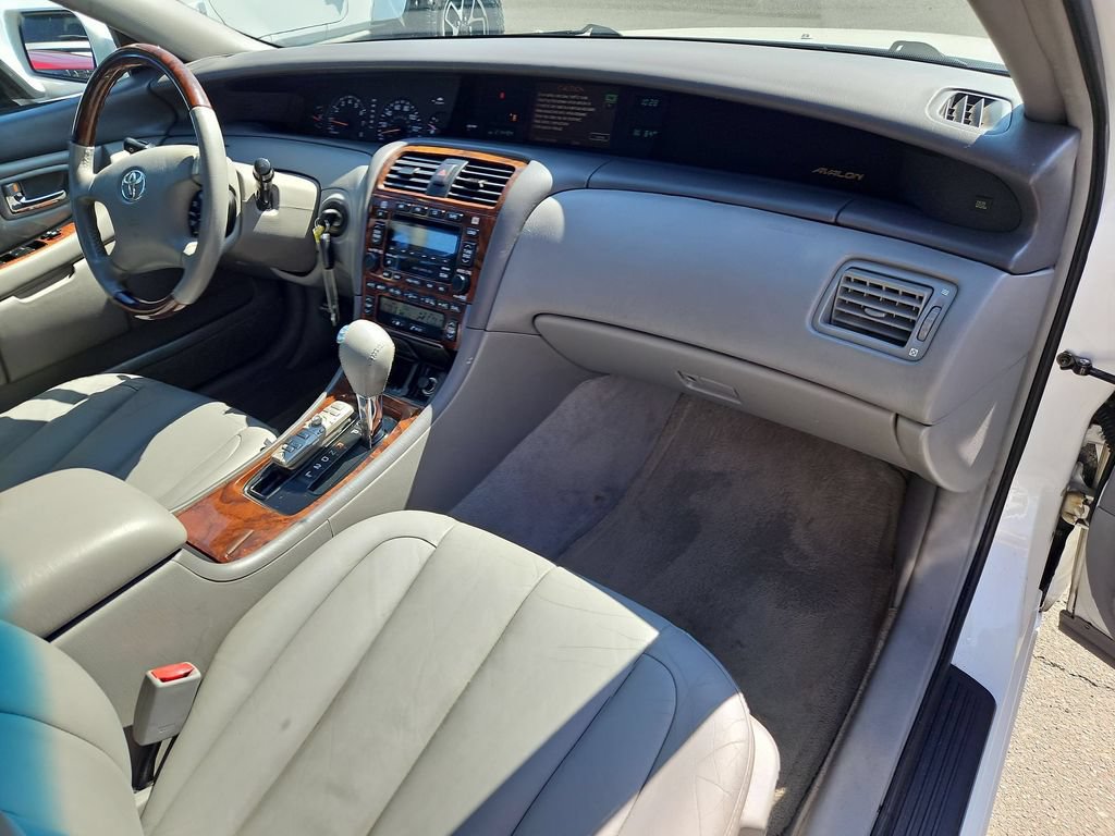 Used 2004 Toyota Avalon XLS FWD image 17