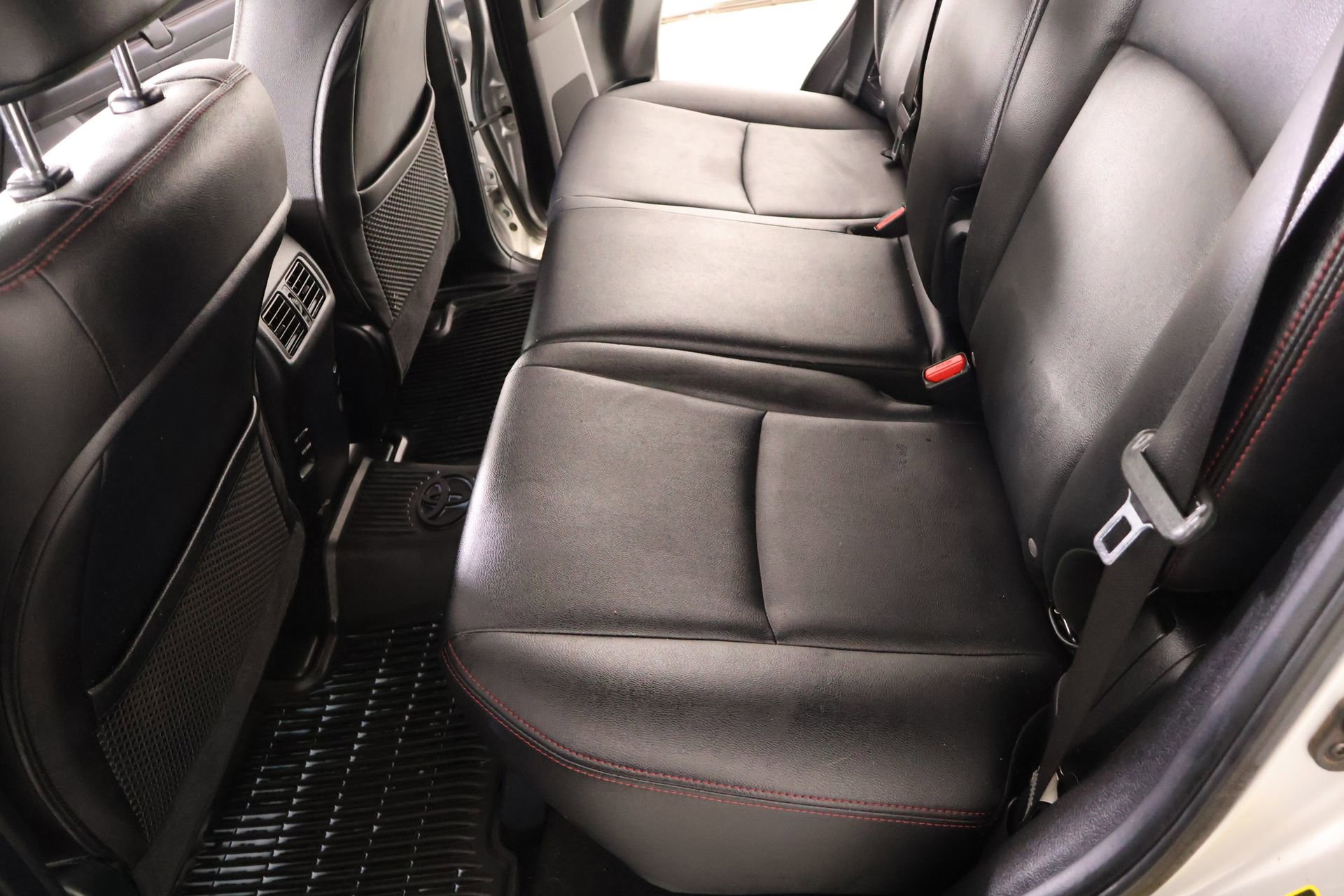 Used 2018 Toyota 4Runner TRD Off-Road Premium image 12
