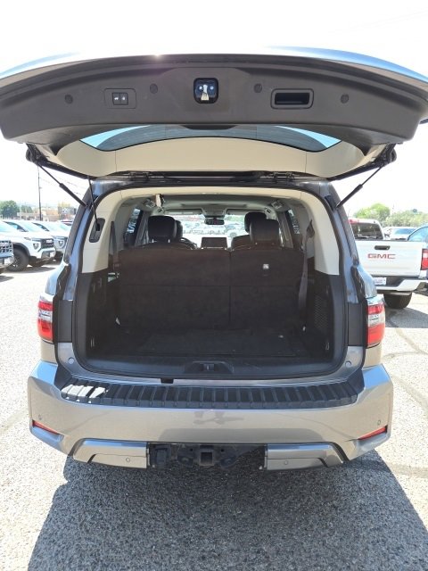 Used 2023 Nissan Armada SL w/ Captain's Chairs Package image 13