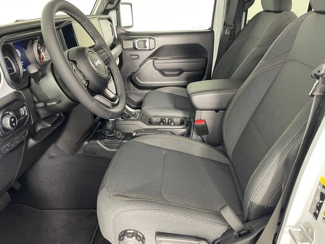 New 2026 Jeep Gladiator Sport AWD/4WD image 2