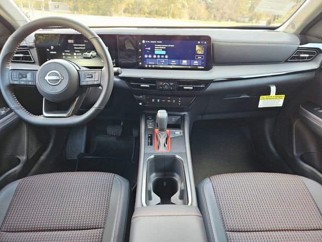 New 2026 Nissan Kicks SR image 14