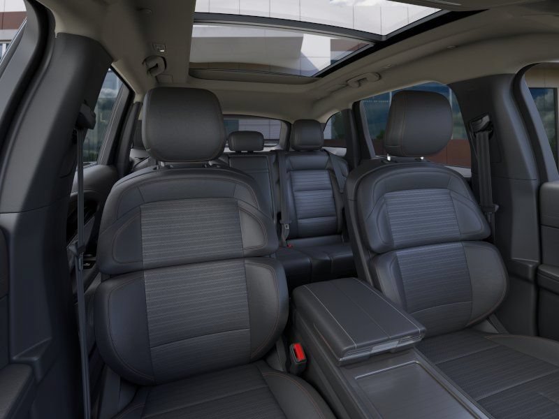 New 2026 Lincoln Nautilus Reserve AWD/4WD image 10