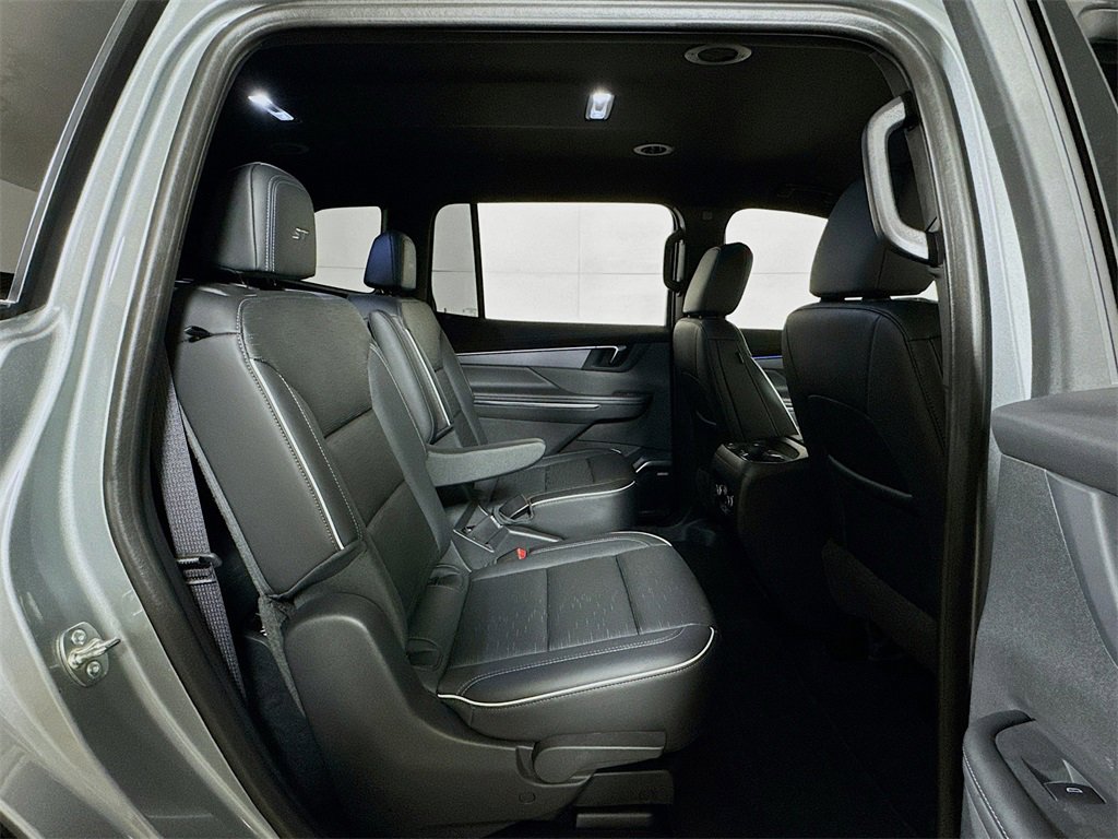 Certified 2025 Buick Enclave Sport Touring image 27