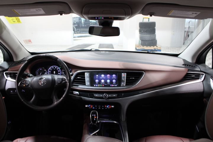 Used 2020 Buick Enclave Avenir w/ Avenir Technology Package image 2