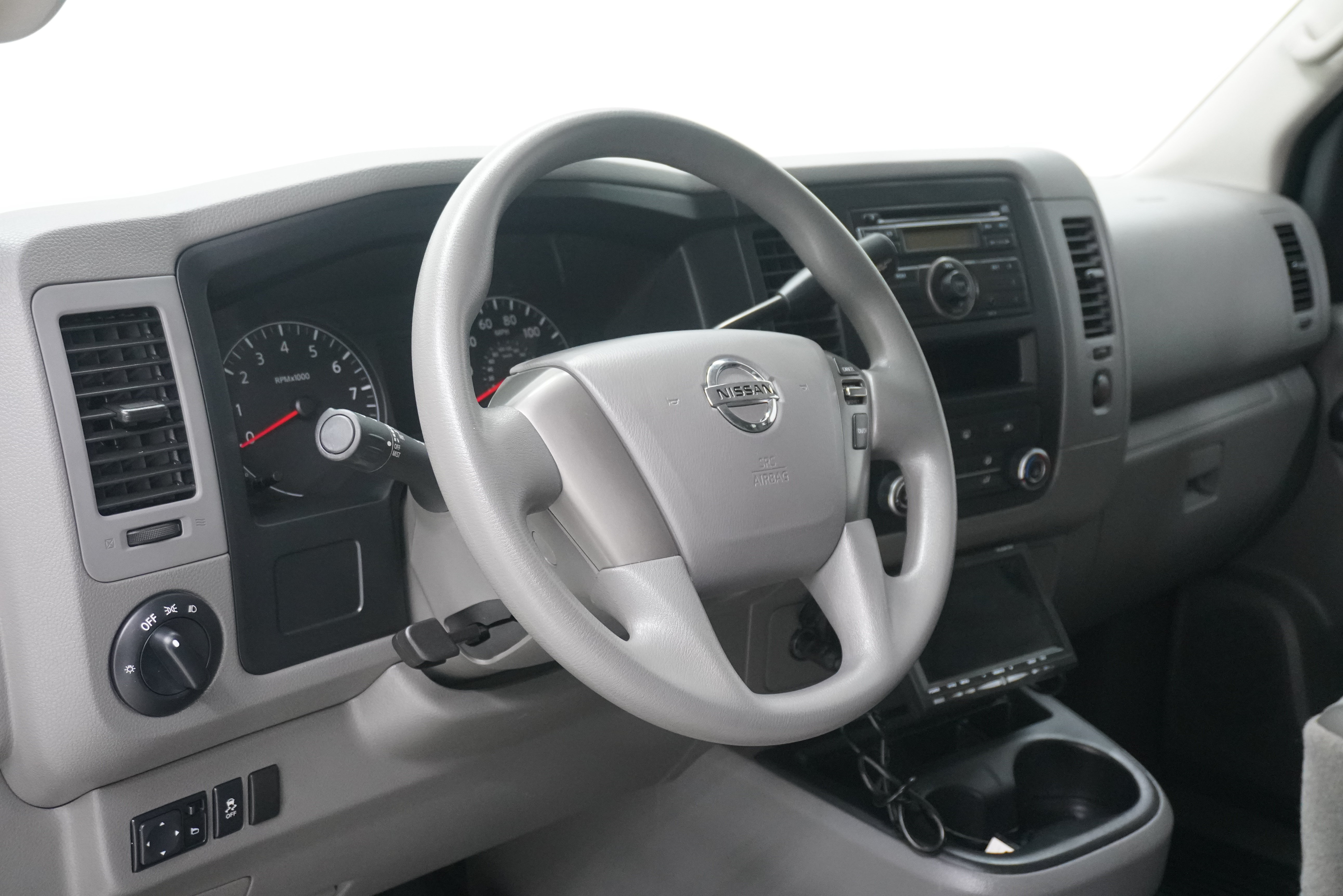 Used 2016 Nissan NV 3500 S w/ Power Package RWD image 8