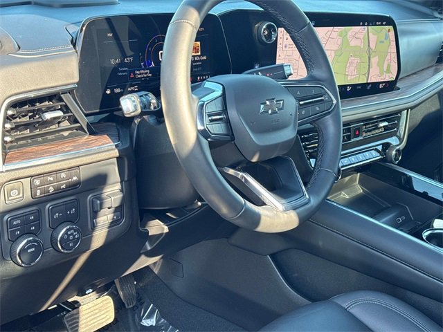 Used 2025 Chevrolet Tahoe Z71 w/ Comfort Package image 20