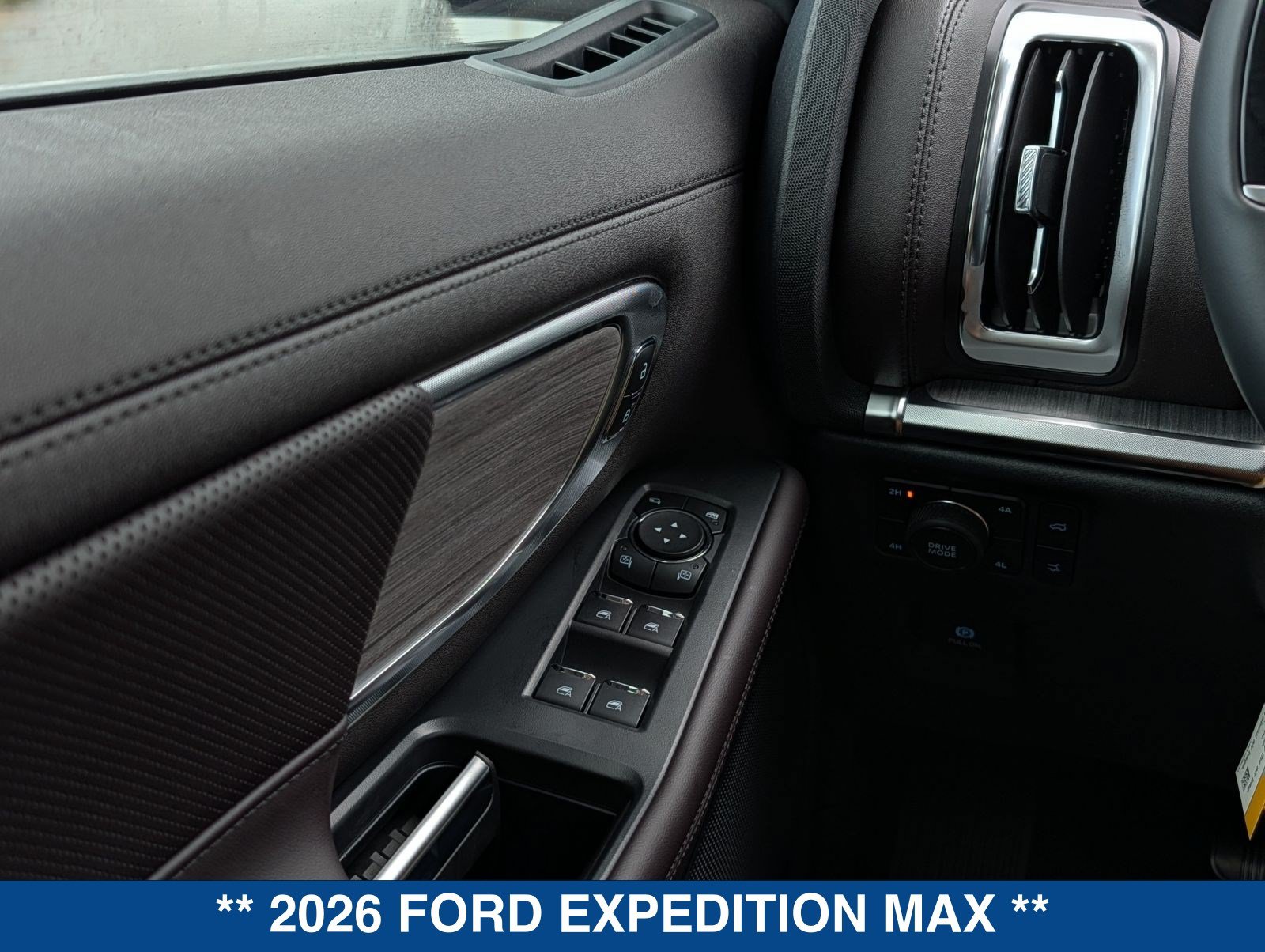 New 2026 Ford Expedition Max Platinum w/ Platinum Ultimate Package AWD/4WD image 30
