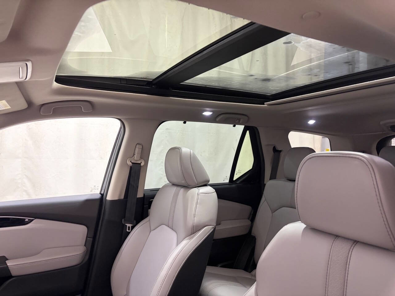 Used 2024 Honda Pilot Touring image 17