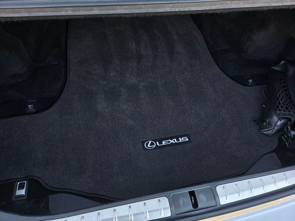 Used 2021 Lexus LS 500 F Sport w/ Accessory Package (Z1) image 39