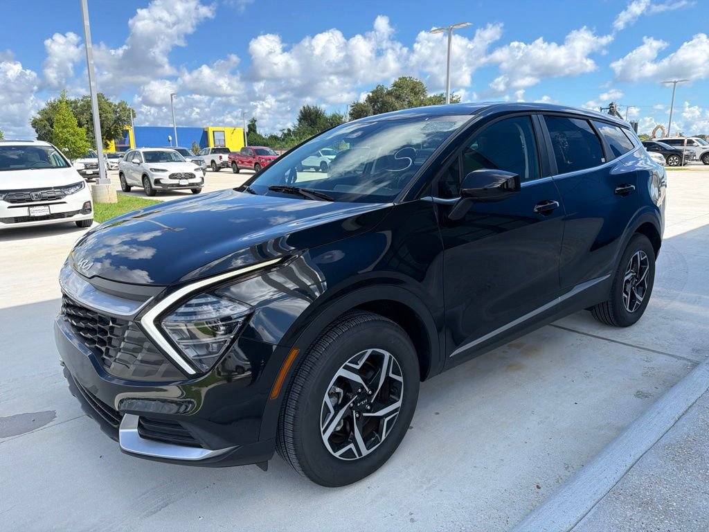 Used 2025 Kia Sportage LX