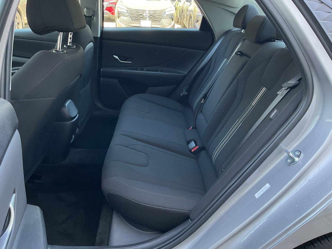 Used 2025 Hyundai Elantra SEL image 15