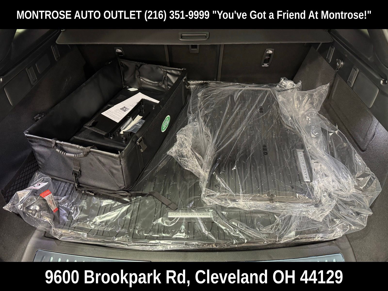 New 2026 Land Rover Range Rover Velar Dynamic SE image 38