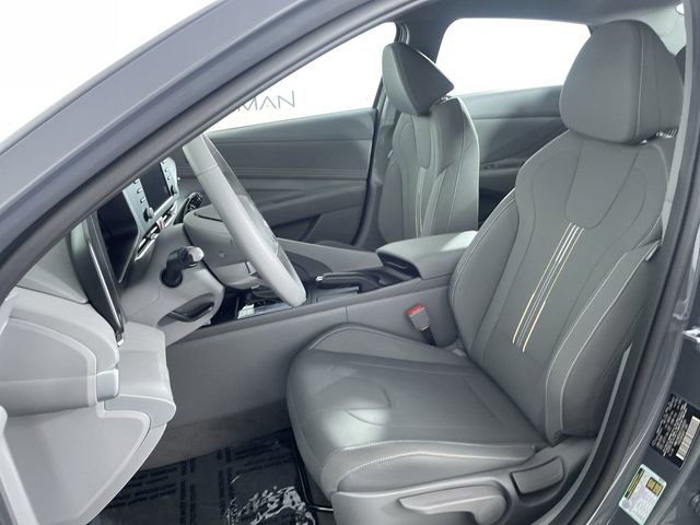 New 2026 Hyundai Elantra Sport w/ Cargo Package image 18