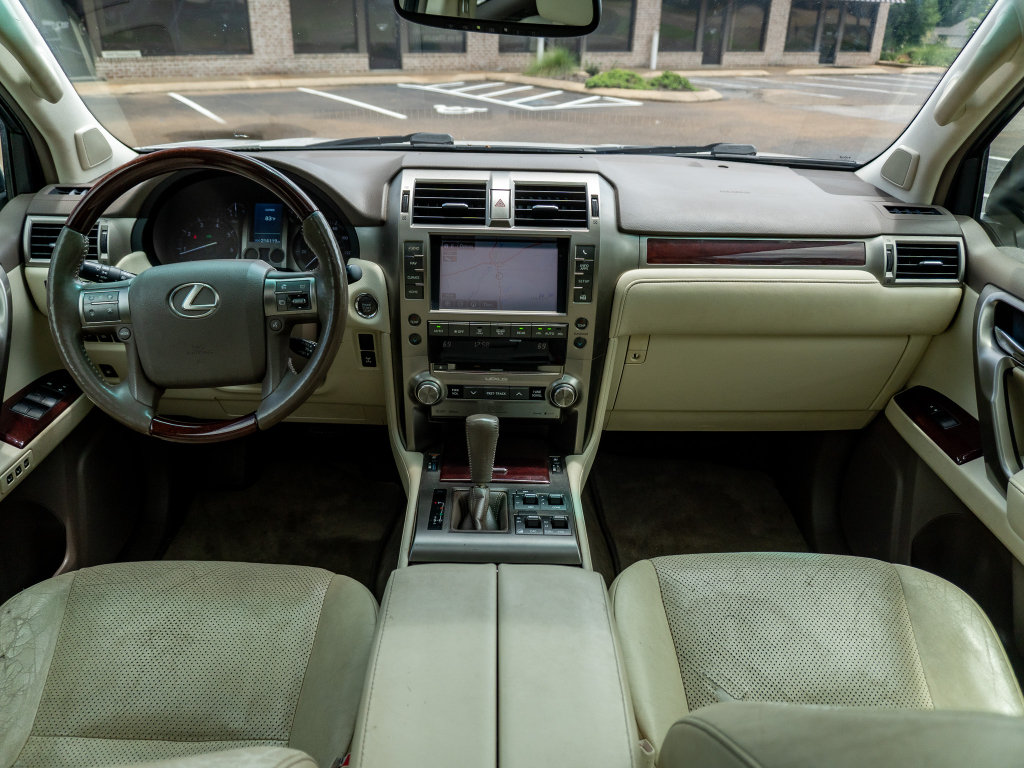 Used 2014 Lexus GX 460 Luxury AWD/4WD image 23