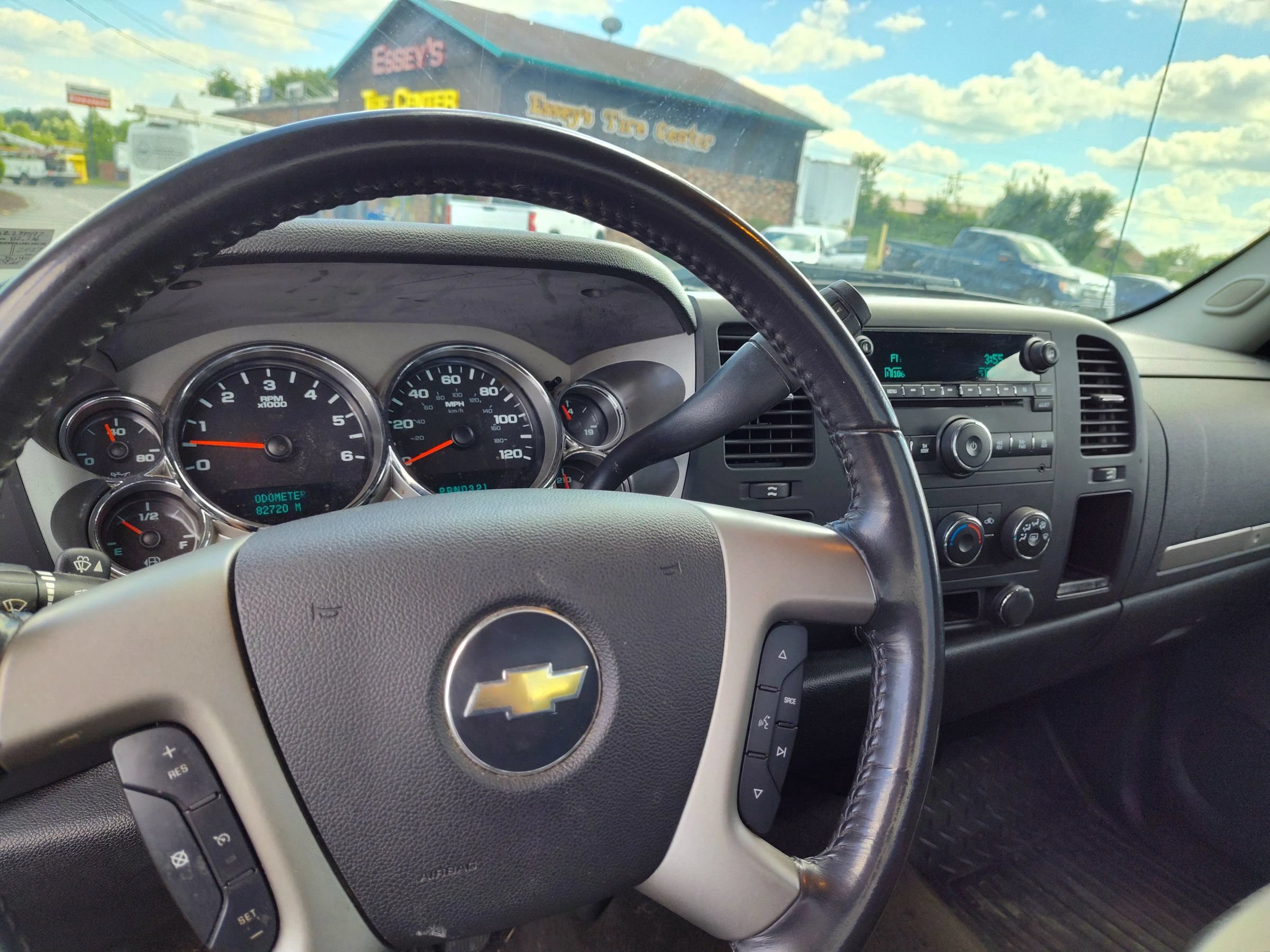 Used 2008 Chevrolet Silverado 1500 LT w/ 1LT Convenience Package RWD image 22