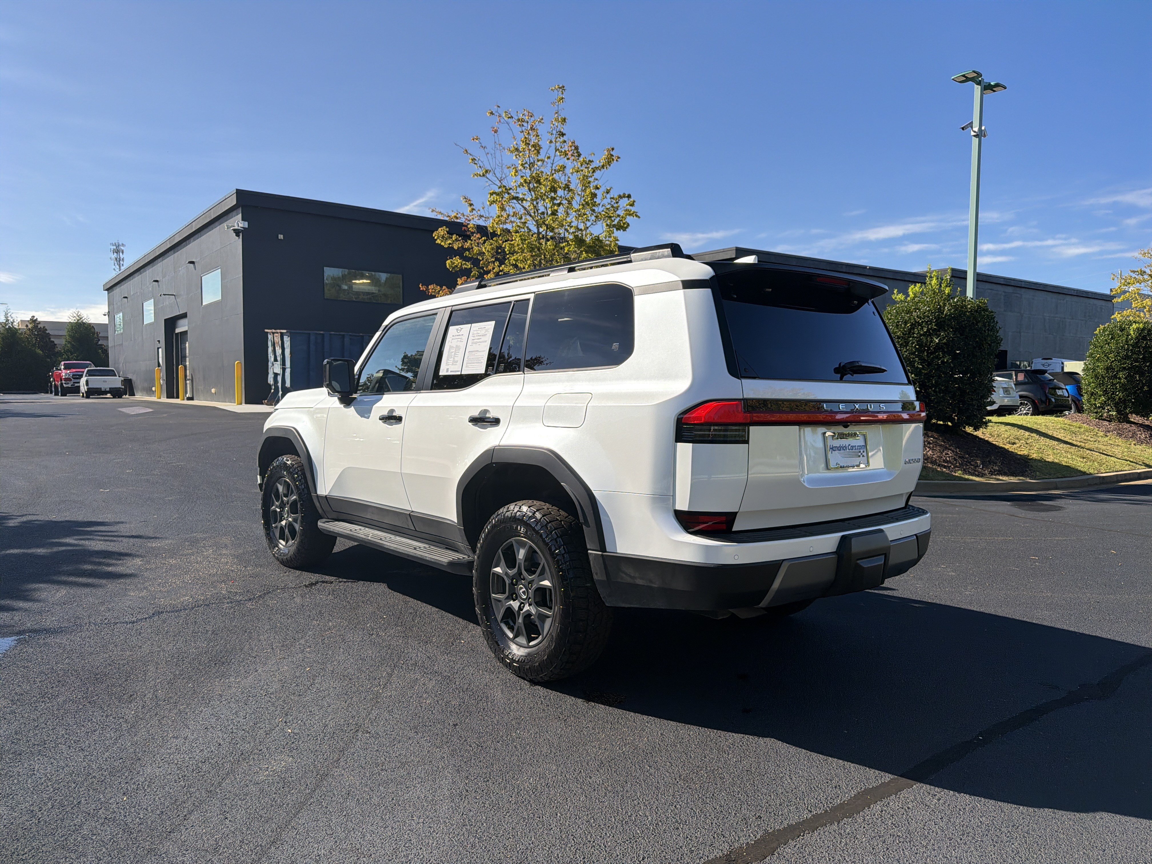 Used 2025 Lexus GX 550 AWD/4WD image 16