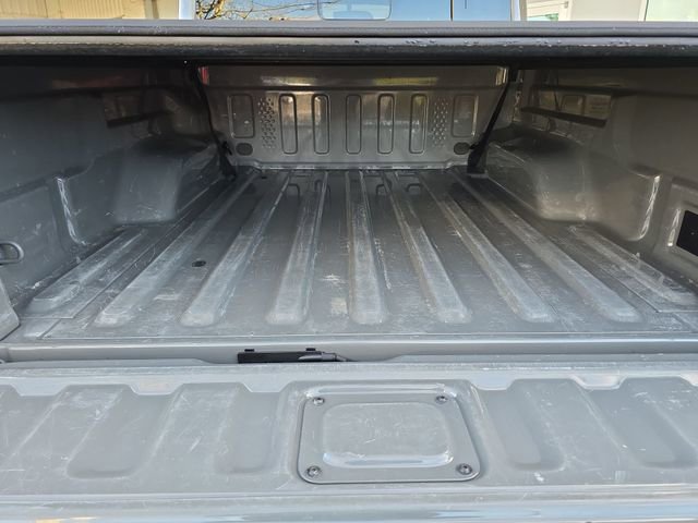 Used 2023 Jeep Gladiator Rubicon w/ Cold Weather Group image 28