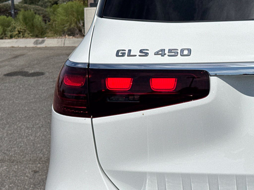 New 2026 Mercedes-Benz GLS 450 4MATIC image 14