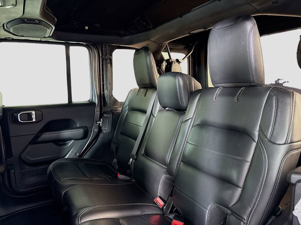Used 2019 Jeep Wrangler Unlimited Sahara image 27