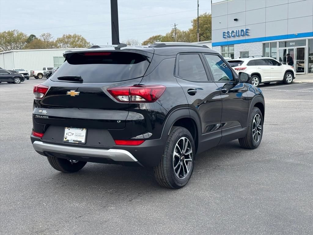 New 2026 Chevrolet TrailBlazer LT image 3