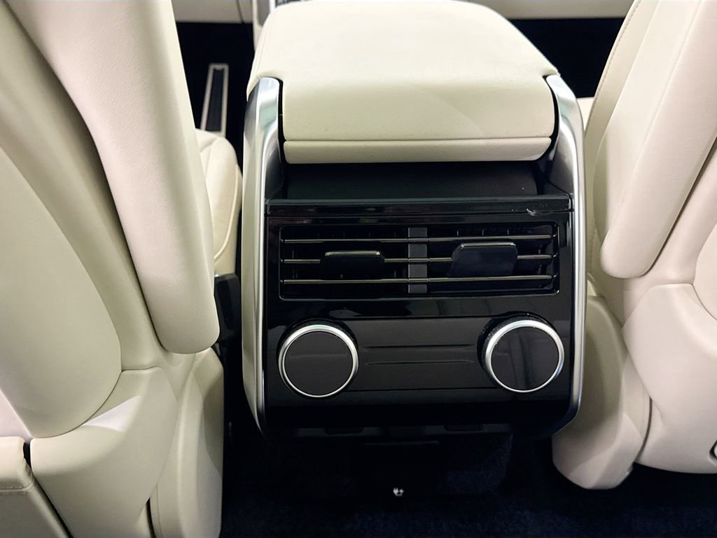 New 2026 Land Rover Range Rover SE AWD/4WD image 26