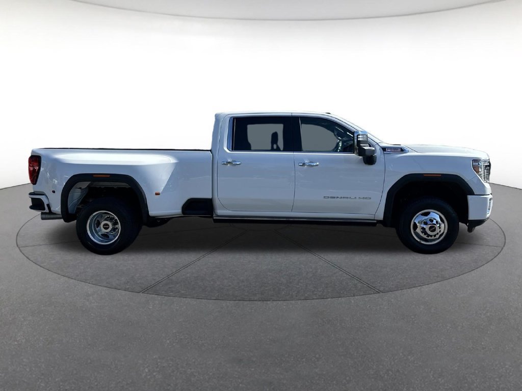 Used 2023 GMC Sierra 3500 Denali w/ Denali Ultimate Package AWD/4WD image 7